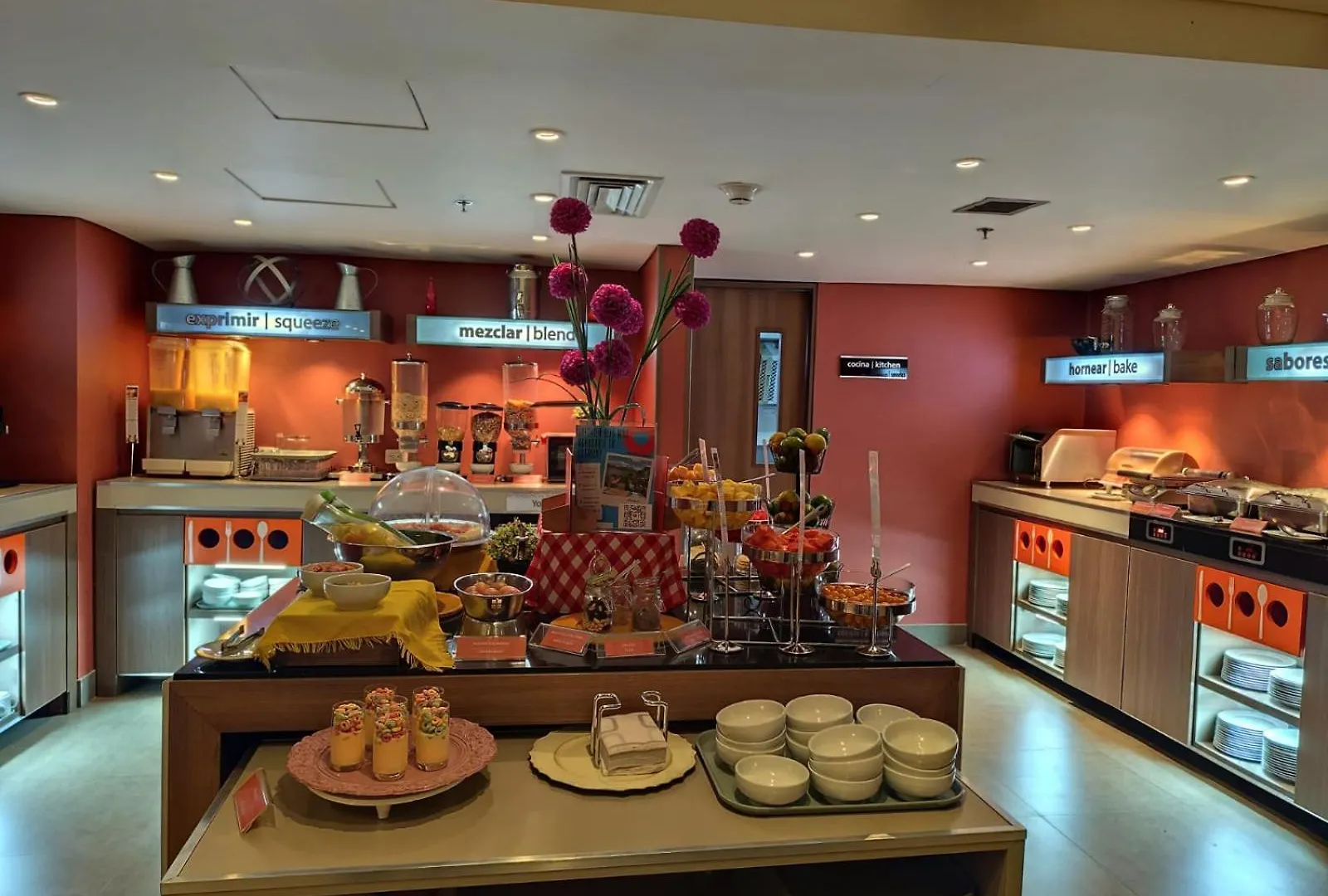 Hampton By Hilton Bogota Usaquen 4*,  Colombia